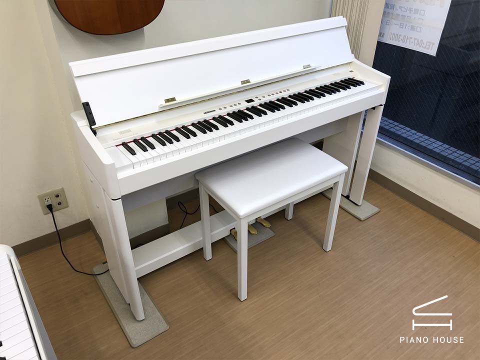 KAWAI L32 W